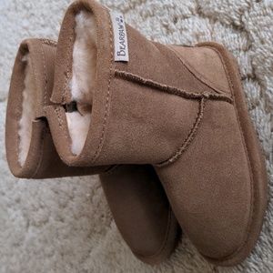 Toddler Bearpaw Boots - size 7